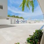 CB1622 | Suite frente al mar con balcón y piscina