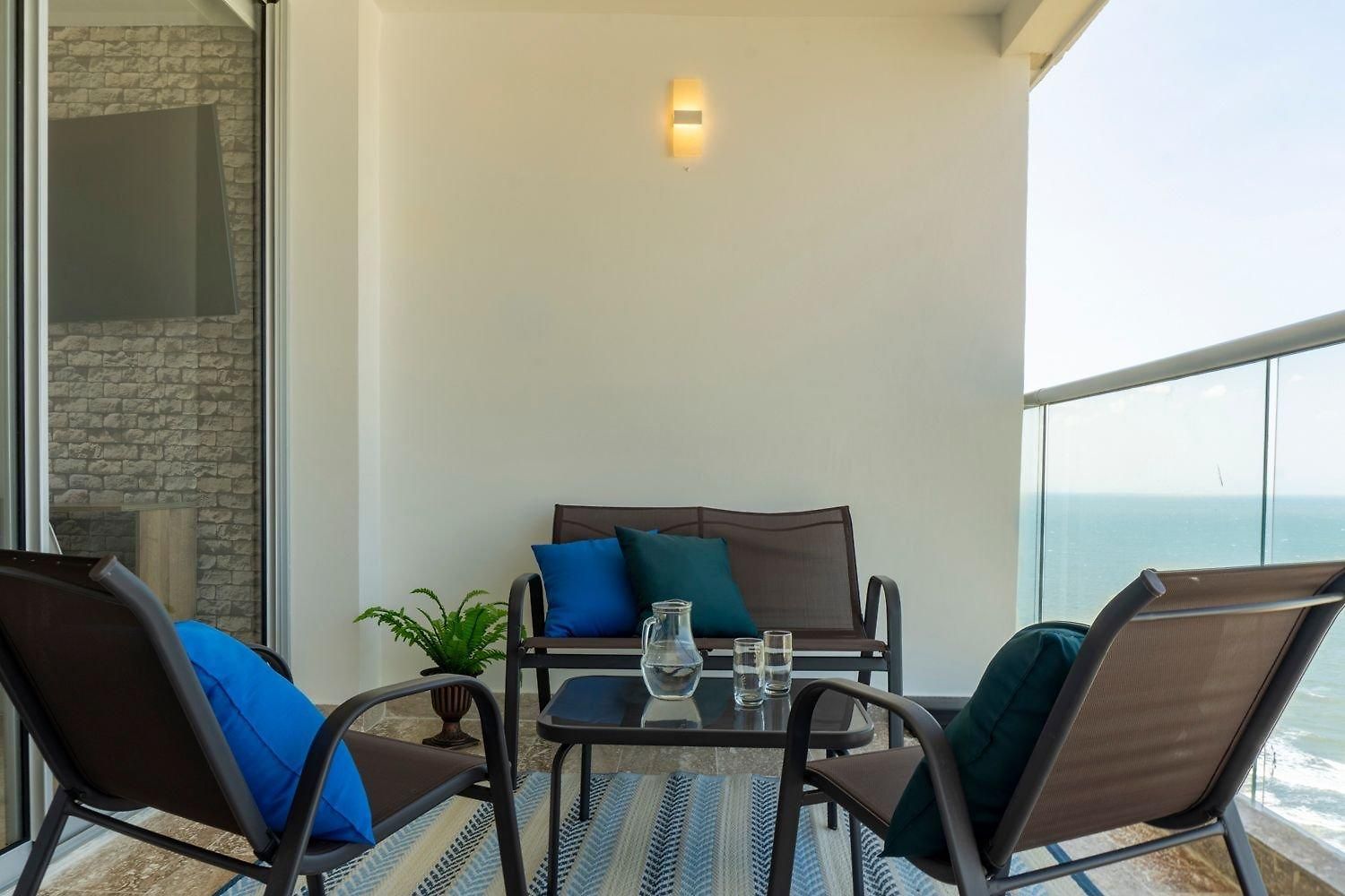 Cb1622 | Frente Al Mar Con Balcón Y Piscina Apartamento Cartagena