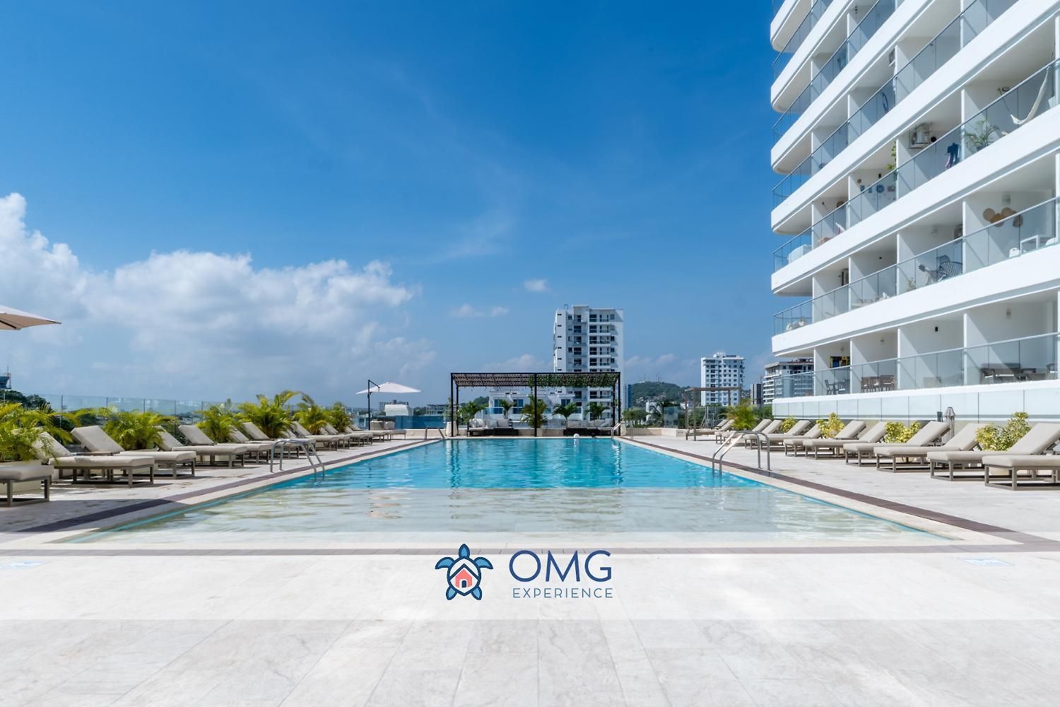 Apartamento Cb1622 | Frente Al Mar Con Balcón Y Piscina